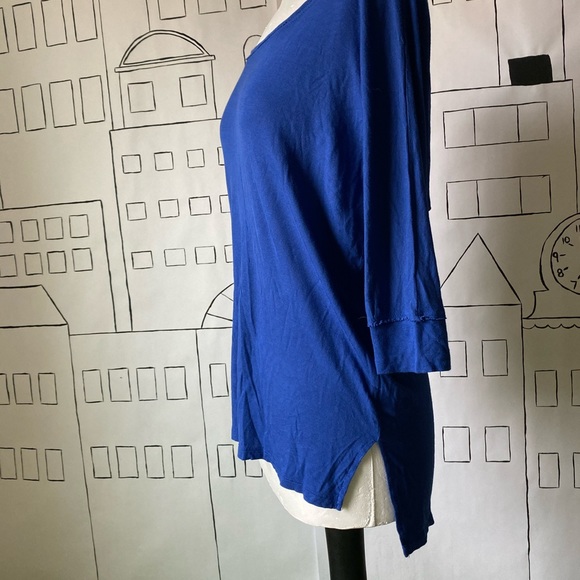 Express shirt size small - Picture 3 of 3